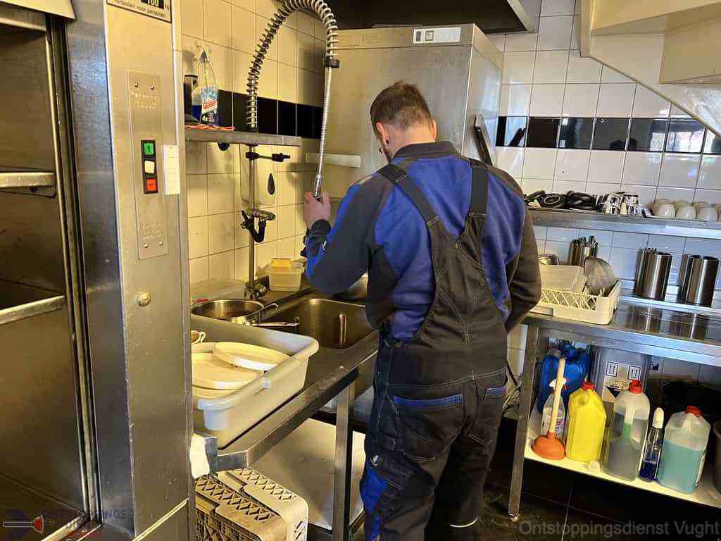 Ontstoppen Gootsteen Vught Ontstoppen Gootsteen Vught